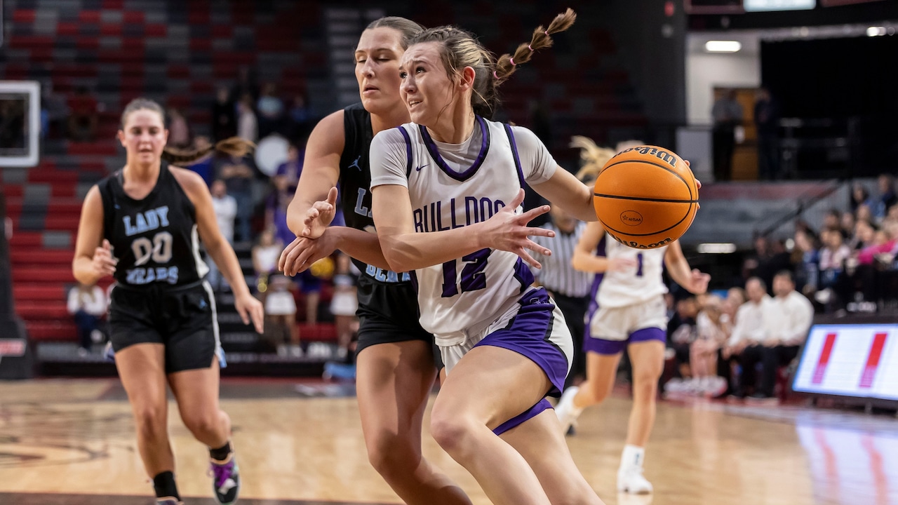 ‘When you know, you know’: Albertville guard Lani Smallwood commits to Mississippi State